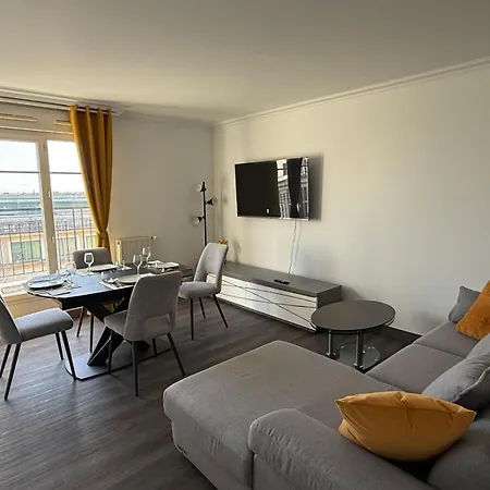 Chic Апартаменты *